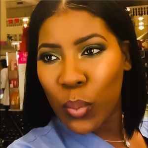 Meet your Posher, Ateeya